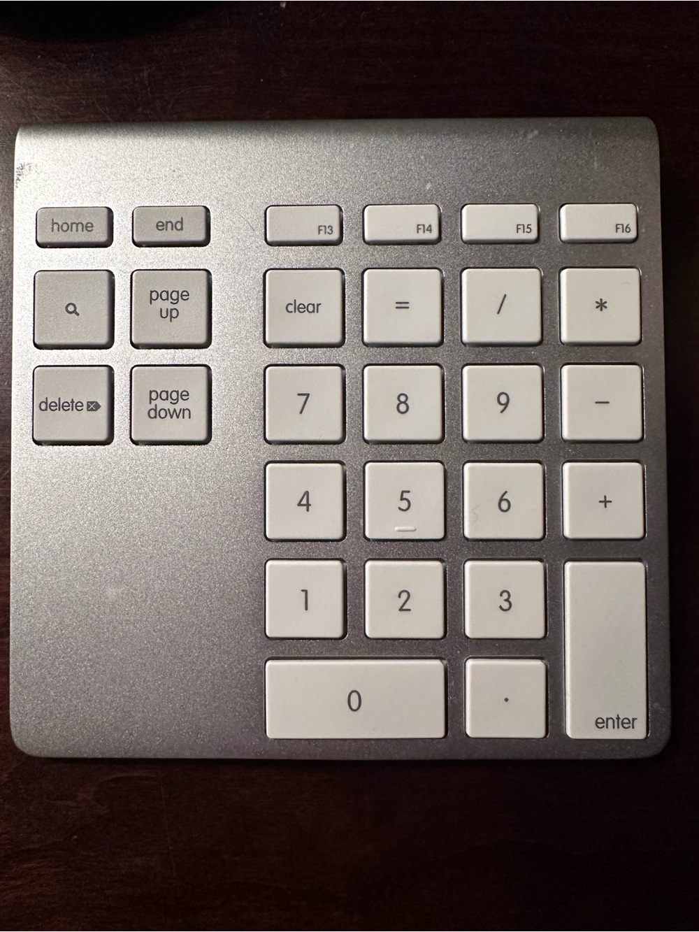 Belkin Silver and White External Wireless Numeric Keypad NWOT